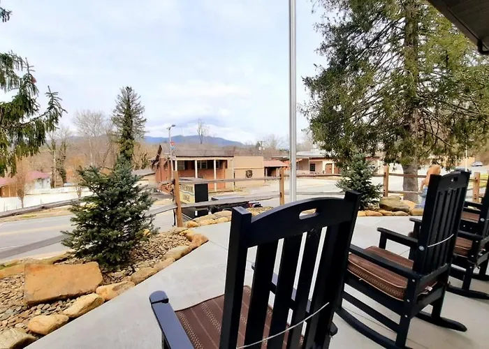 Stonebrook Lodge Bryson City